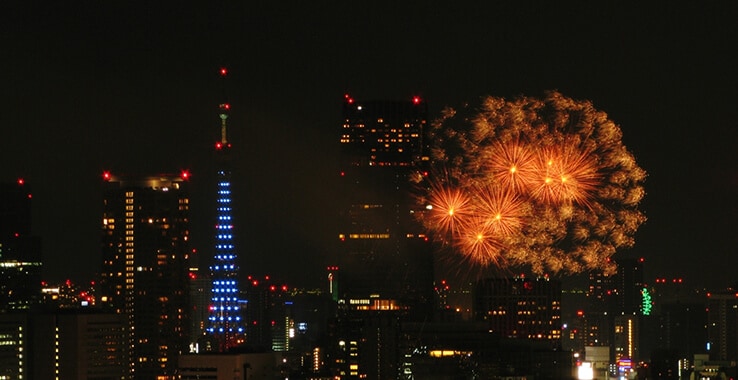 神宮外苑花火大会